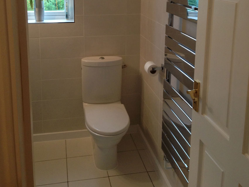 En suite Shower Room - Chinnor