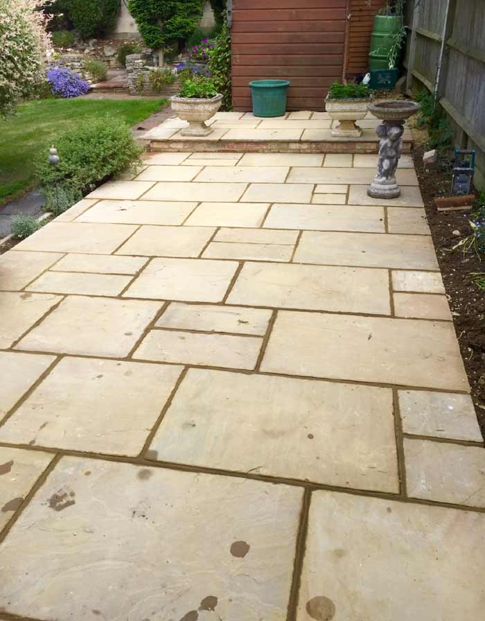 Garden Patio - Thame, Oxfordshire