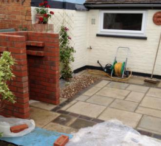 Patio and Barbeque Area - Thame